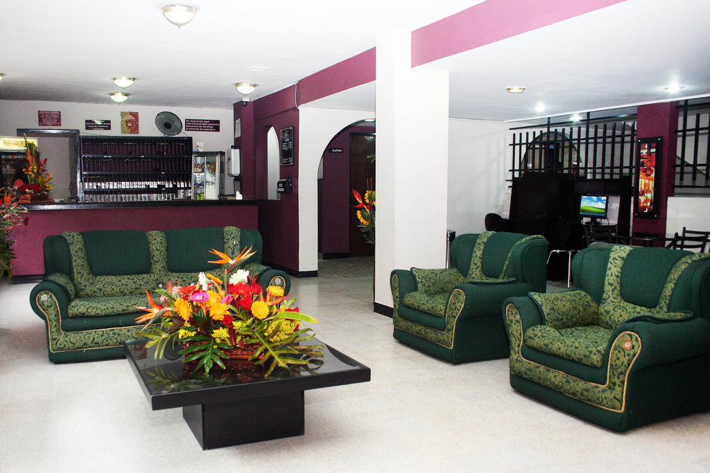 Hotel Normandia Medellín Buitenkant foto