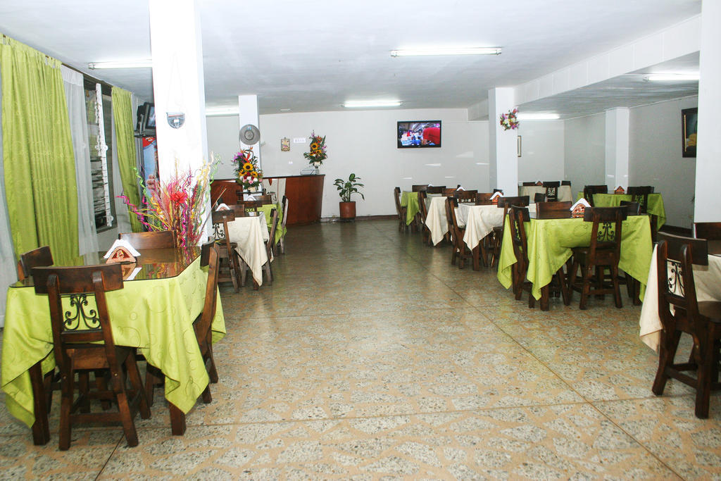 Hotel Normandia Medellín Buitenkant foto