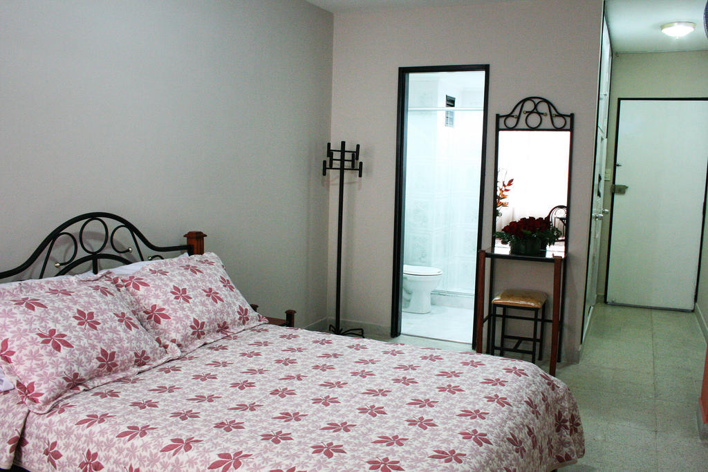 Hotel Normandia Medellín Kamer foto