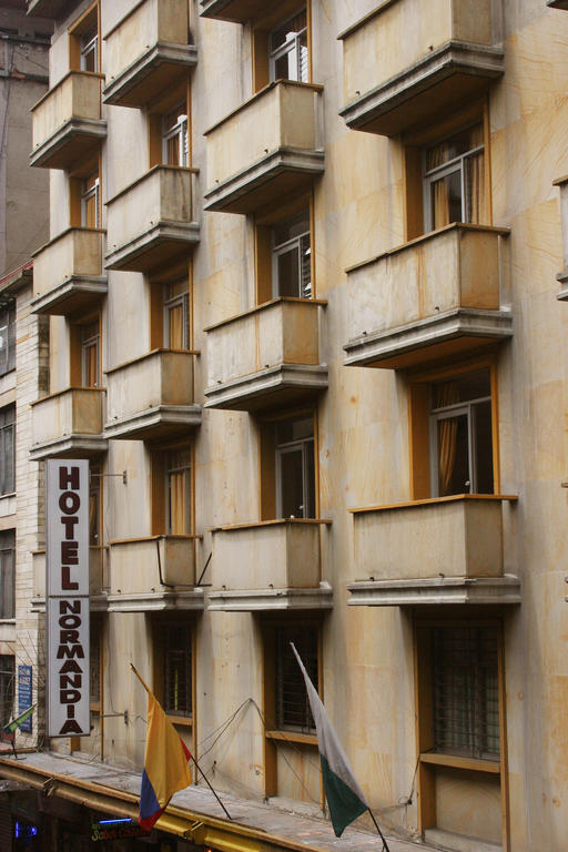 Hotel Normandia Medellín Buitenkant foto